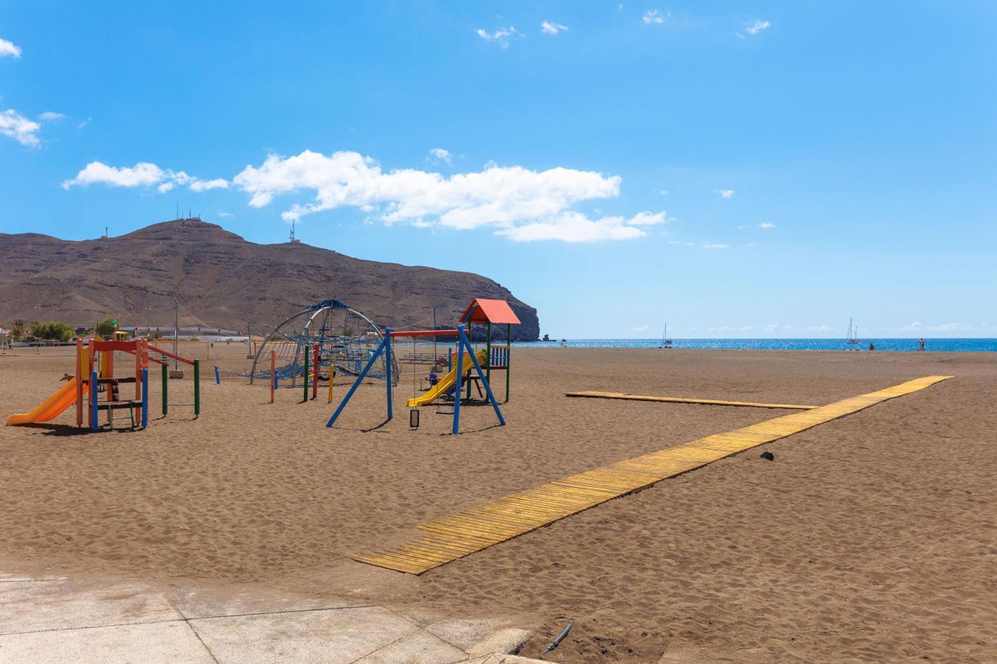 Апартаменти Los Marineros Ґран-Тарахаль Екстер'єр фото