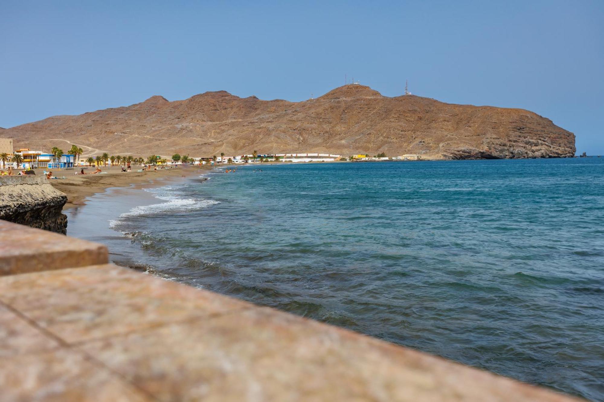 Апартаменти Los Marineros Ґран-Тарахаль Екстер'єр фото